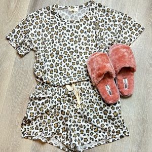Animal Print Lounge/Pj Set - XL  -NWT